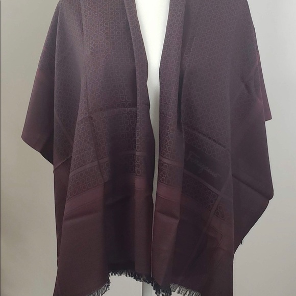 Salvatore Ferragamo Torres Scarf in Black Cherry - Picture 10 of 10
